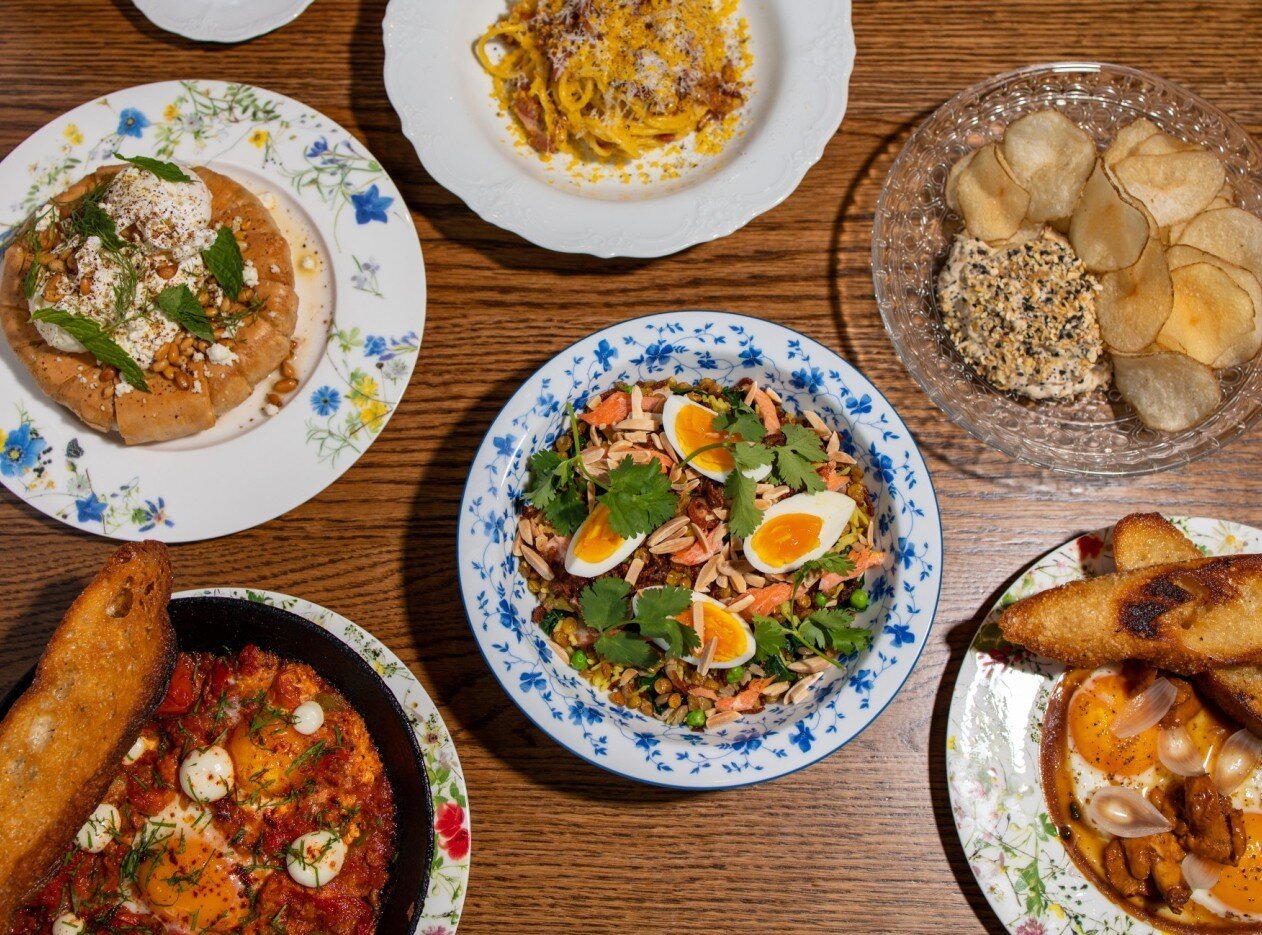 Oui, Sunday brunch is back &ndash; join us every Sunday from 10:30am-3pm for our new crave-worthy a la carte brunch menu. 
Reserve your table through our website, at the link in our bio 
#lapinou #brunch #newmenu
.
.
.
.
.
.
#lapinoubistro #neobistro